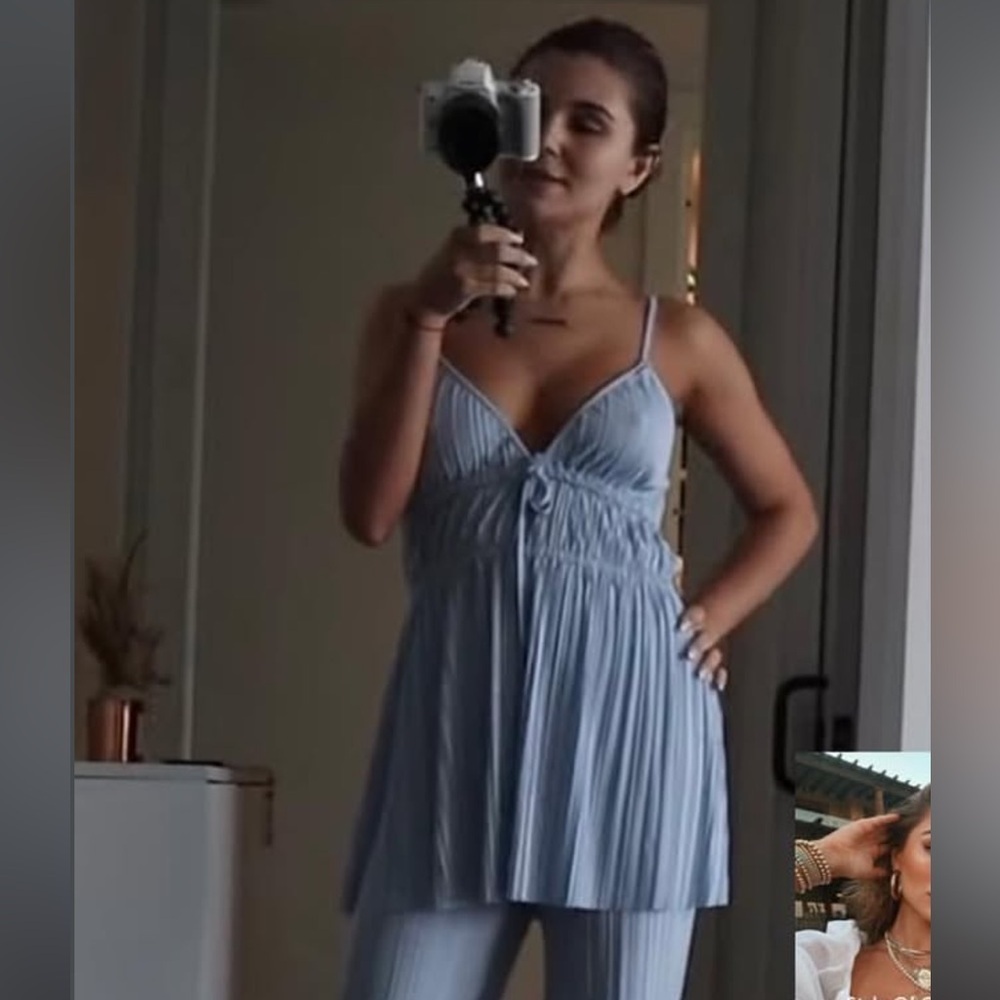 ZARA Blue PLEATED TOP - Picture 7 of 9